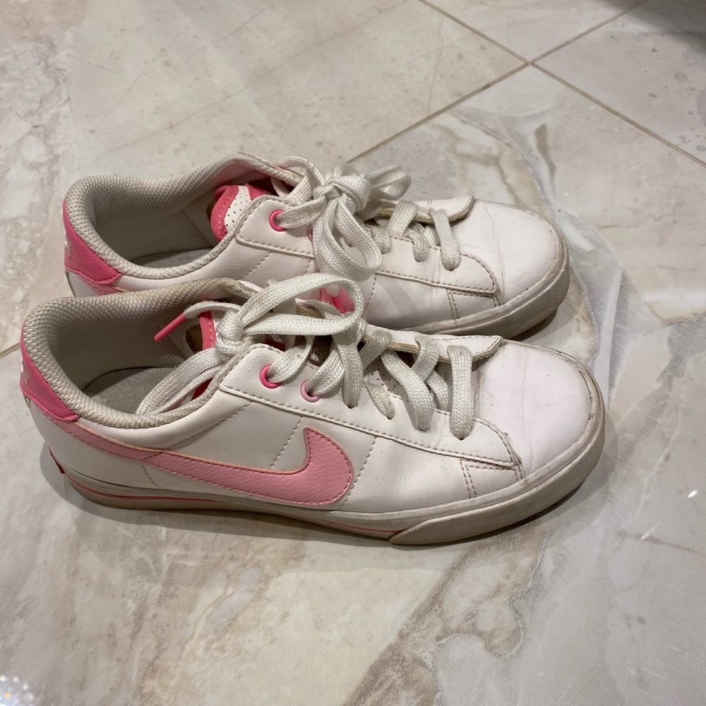 Nike Retro sneakers